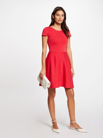 Morgan Úpletové šaty – červená