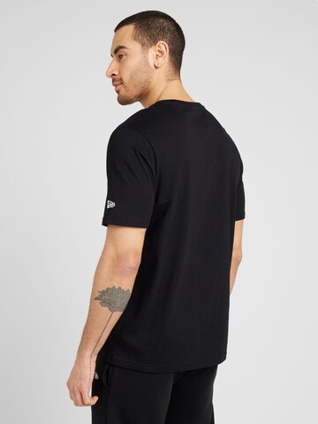 Tricou 'ESSENTLS' de la NEW ERA pe negru