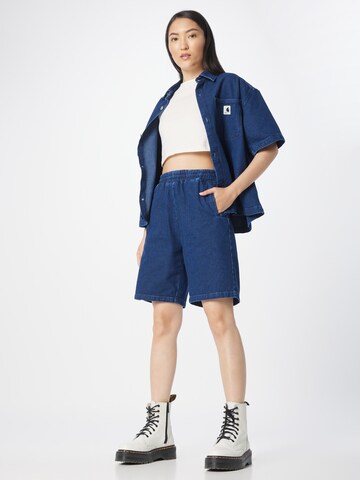 Carhartt WIP Regular Shorts 'Lovilia' in Blau