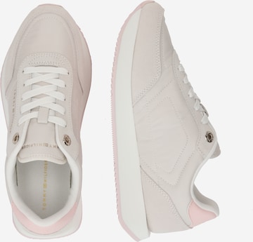 TOMMY HILFIGER Sneaker 'ESSENTIAL' in Grau