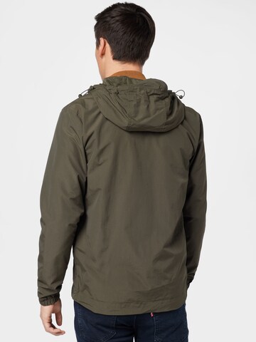 Veste mi-saison Lyle & Scott en vert