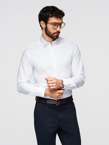 Ombre - Ajuste regular Camisa en blanco: frente