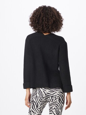 ABOUT YOU Sweater 'Tamara' in Black