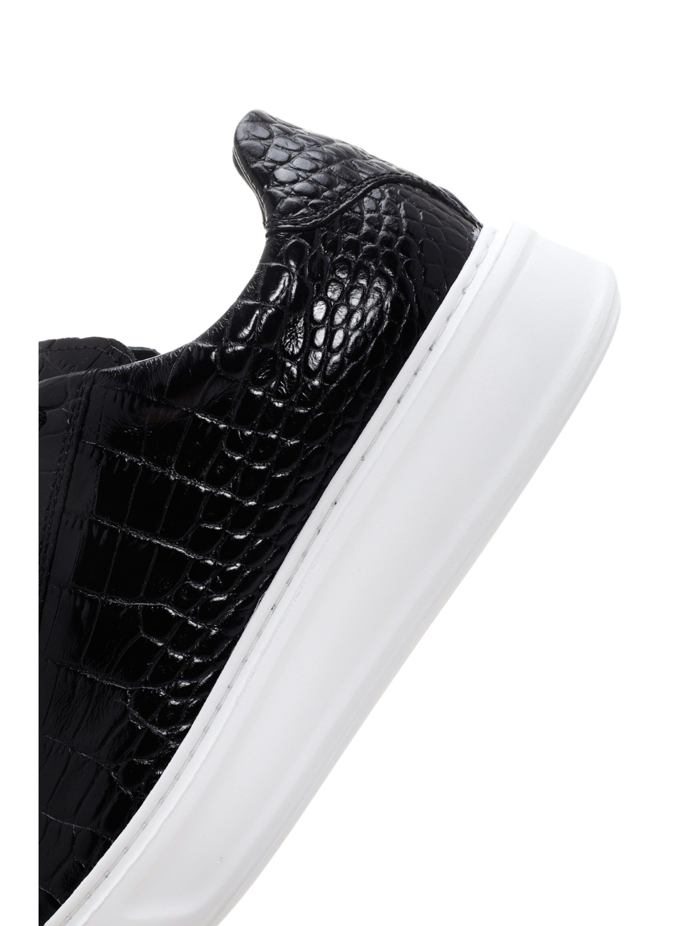 Baskets basses Derimod en noir