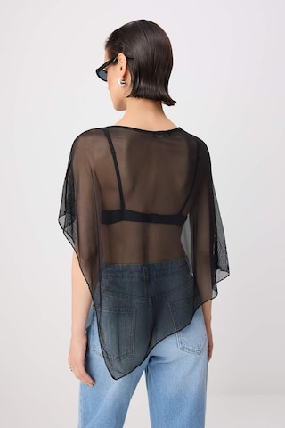 Trendyol Blouse in Zwart