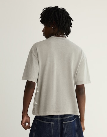Bershka Majica | siva barva