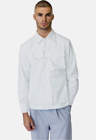 Justin Cassin Between-Season Jacket 'Kurtis' in White: front