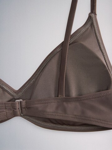 The Set Triangel Bikinitop in Braun