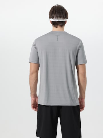 YOUTHUP Performance Shirt 'Kühlschicht' in Grey