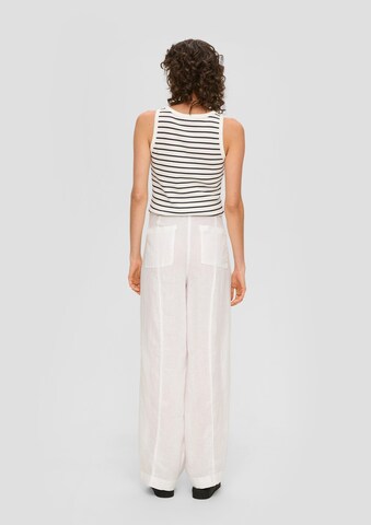 s.Oliver Loose fit Trousers in White