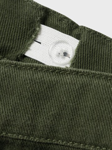 NAME IT regular Jeans i grøn