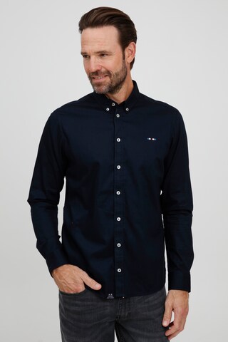 FQ1924 - Regular Fit Camisa 'Halvar' em azul: frente