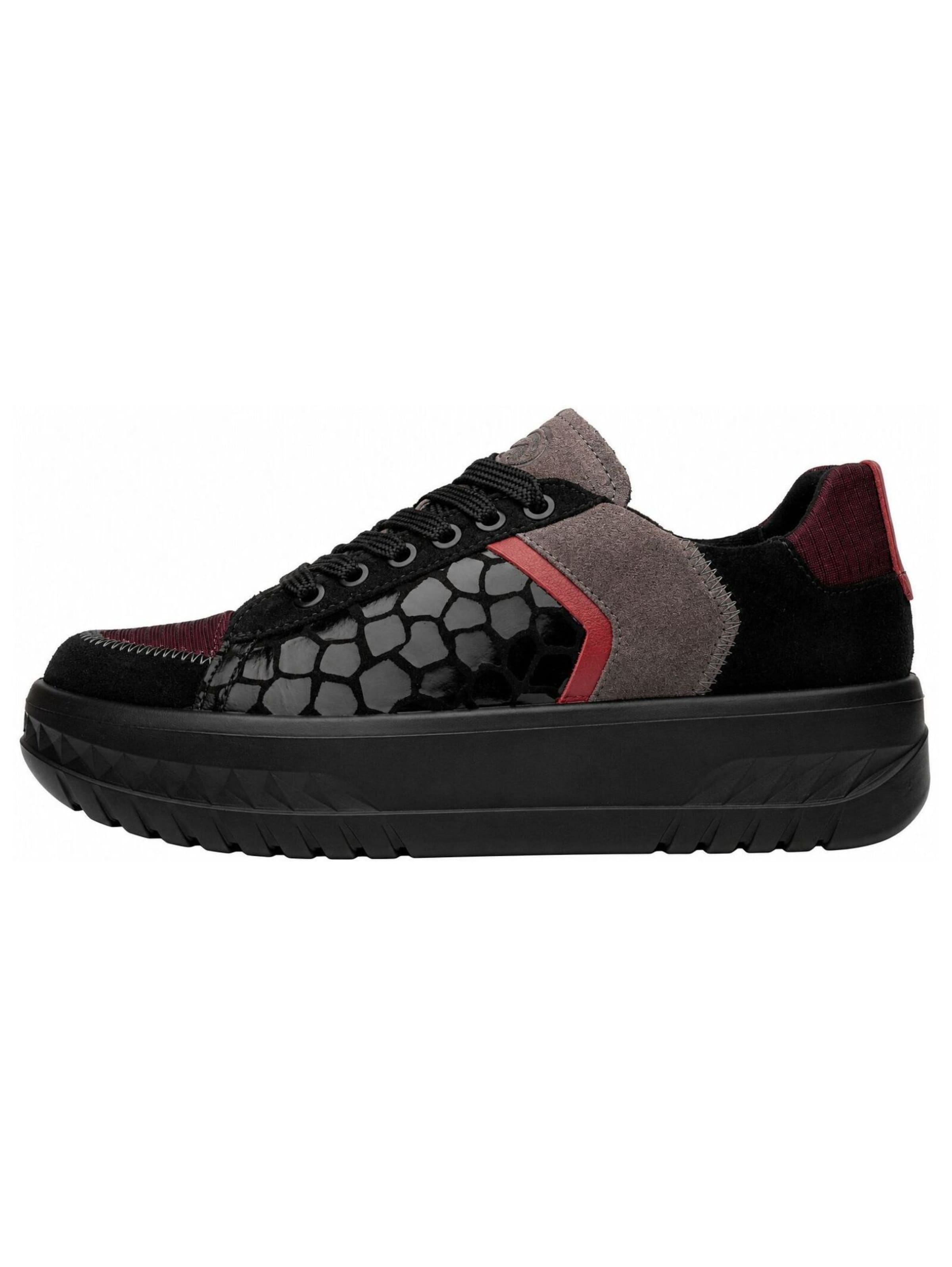 Baskets basses ARA en noir