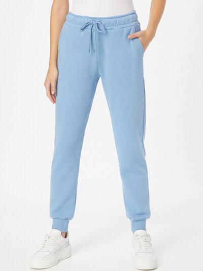 NA-KD Hose in hellblau, Modelansicht