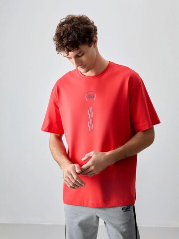 Tommy Life T-Shirts in Rot