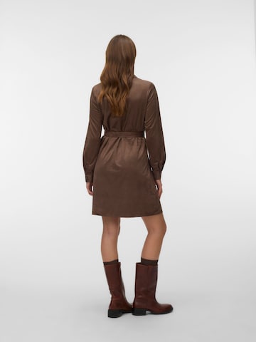 VERO MODA - Vestido camisero 'VMKatty' en marrón