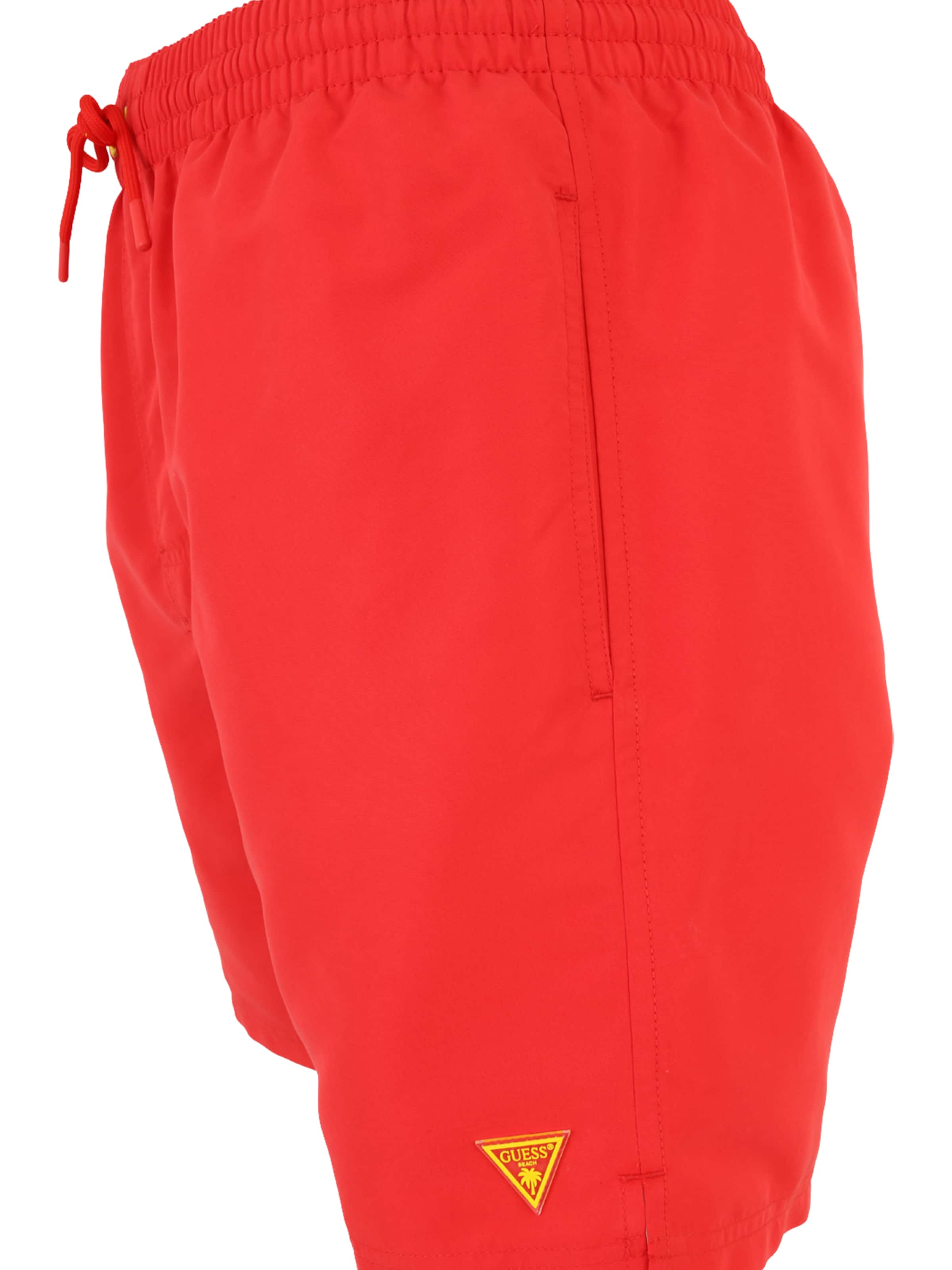 GUESS Badeshorts i rød