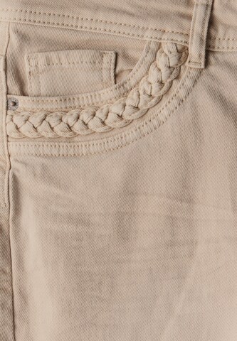 STREET ONE Flared Jeans in Beige