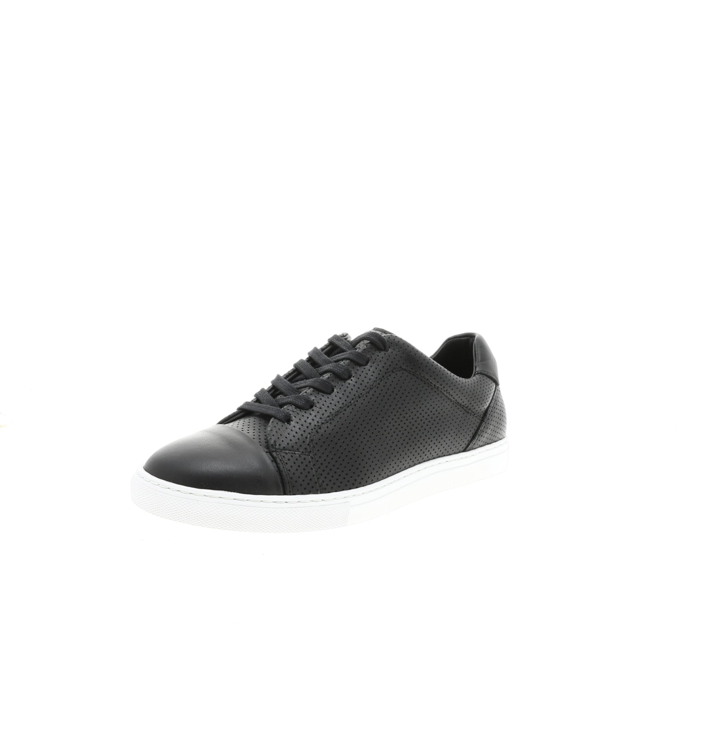 Camino71 Sneakers in Black: front