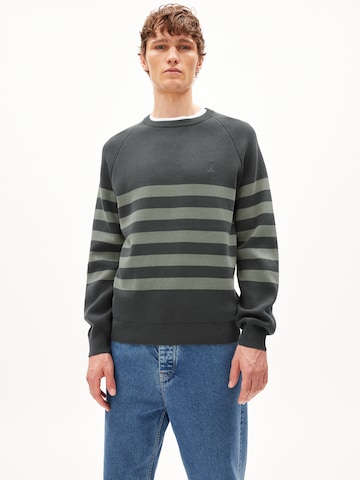 ARMEDANGELS Sweater ' AALBERTOS ' in Grey: front
