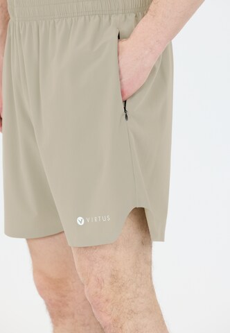 Virtus Regular Shorts 'Spier' in Grau