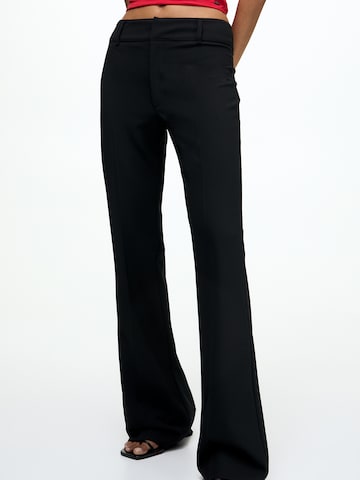 Pull&Bear Flared Pleated Pants in Black