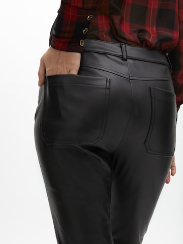 Effilé Pantalon Lola Casademunt en noir