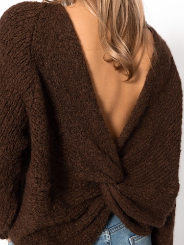 SASSYCLASSY Pullover‌‌‌ in Braun