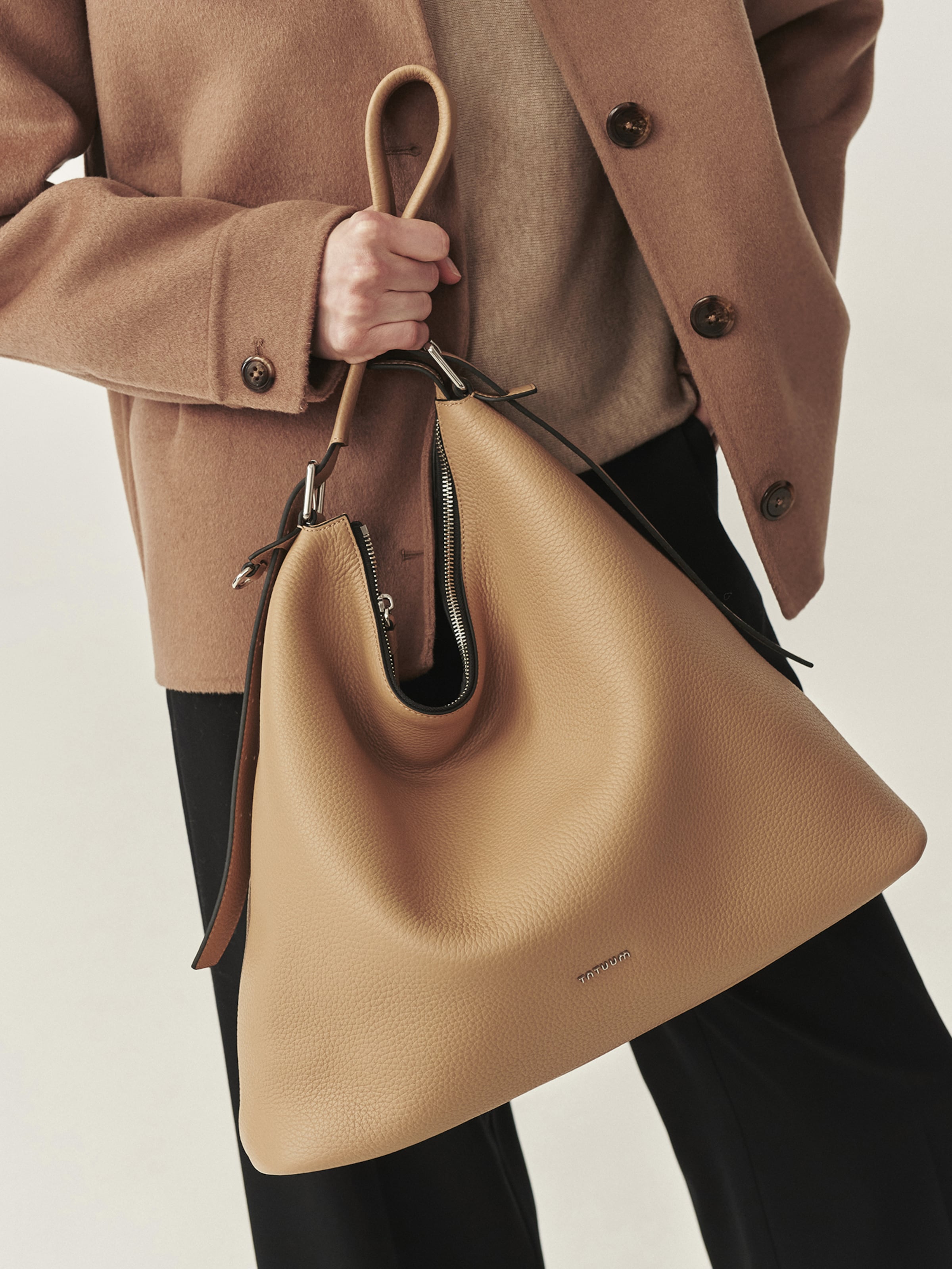 TATUUM Taška přes rameno 'Lucinda' – béžová: přední strana