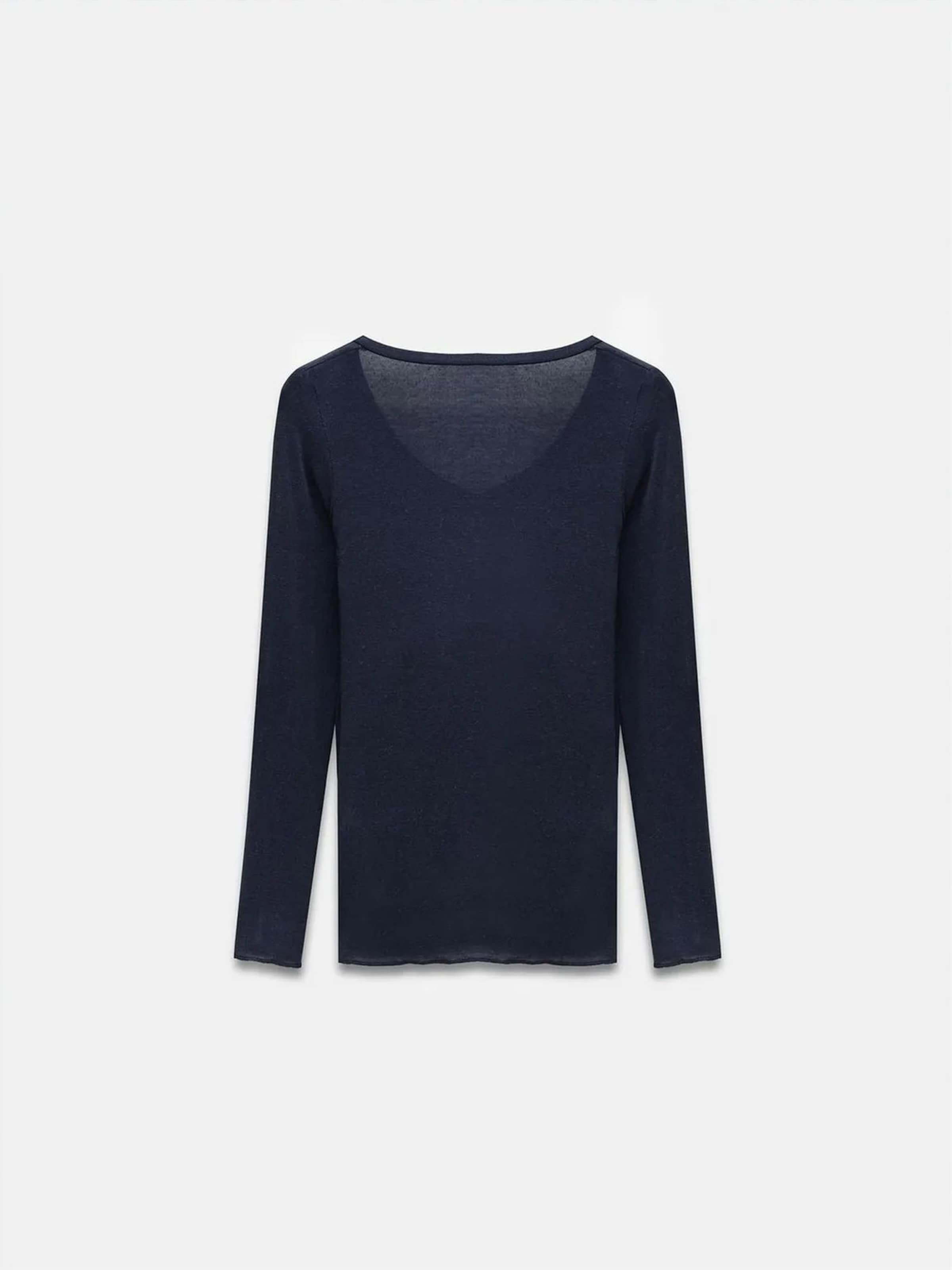 Dilvin Top in Blue: front