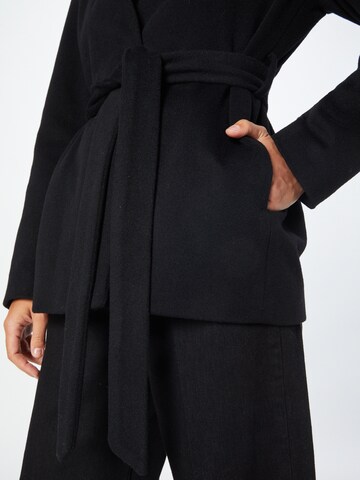 Manteau mi-saison Calvin Klein en noir