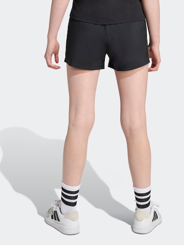 Slimfit Pantaloni sportivi di ADIDAS SPORTSWEAR in nero