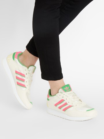 ADIDAS ORIGINALS - Zapatillas deportivas bajas 'SPECIAL 21' en beige