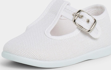 Chaussure basse Pisamonas en blanc : devant