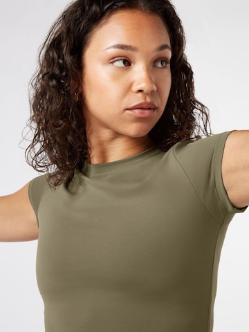 YO-GAYA Sporttop 'Short Sleeve Top' in Groen