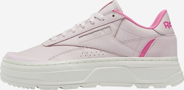 Sneaker bassa di Reebok in rosa