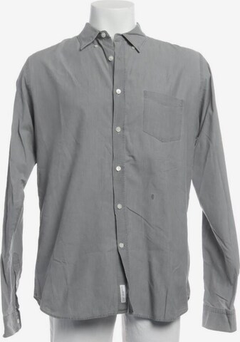 Closed Button Up Shirt in L in Grey: front