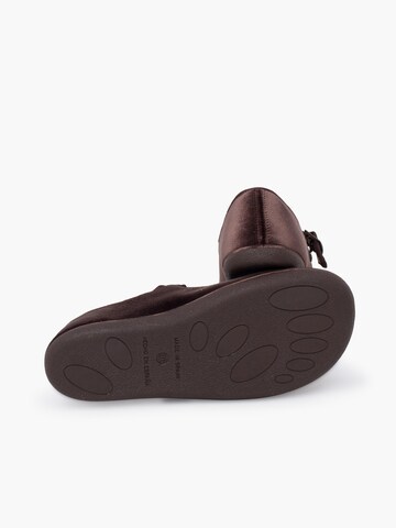 Chaussure basse Pisamonas en marron