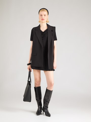 MORE & MORE Särk, värv must