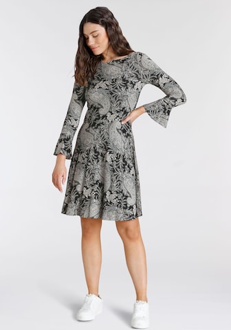 LAURA SCOTT Dress in Grey