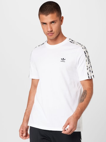 Tricou '3-Stripes Camo' de la ADIDAS ORIGINALS pe alb: față