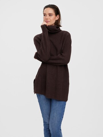 Pull-over 'SAYLA' VERO MODA en marron : devant