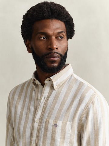 GANT Regular fit Button Up Shirt in Beige