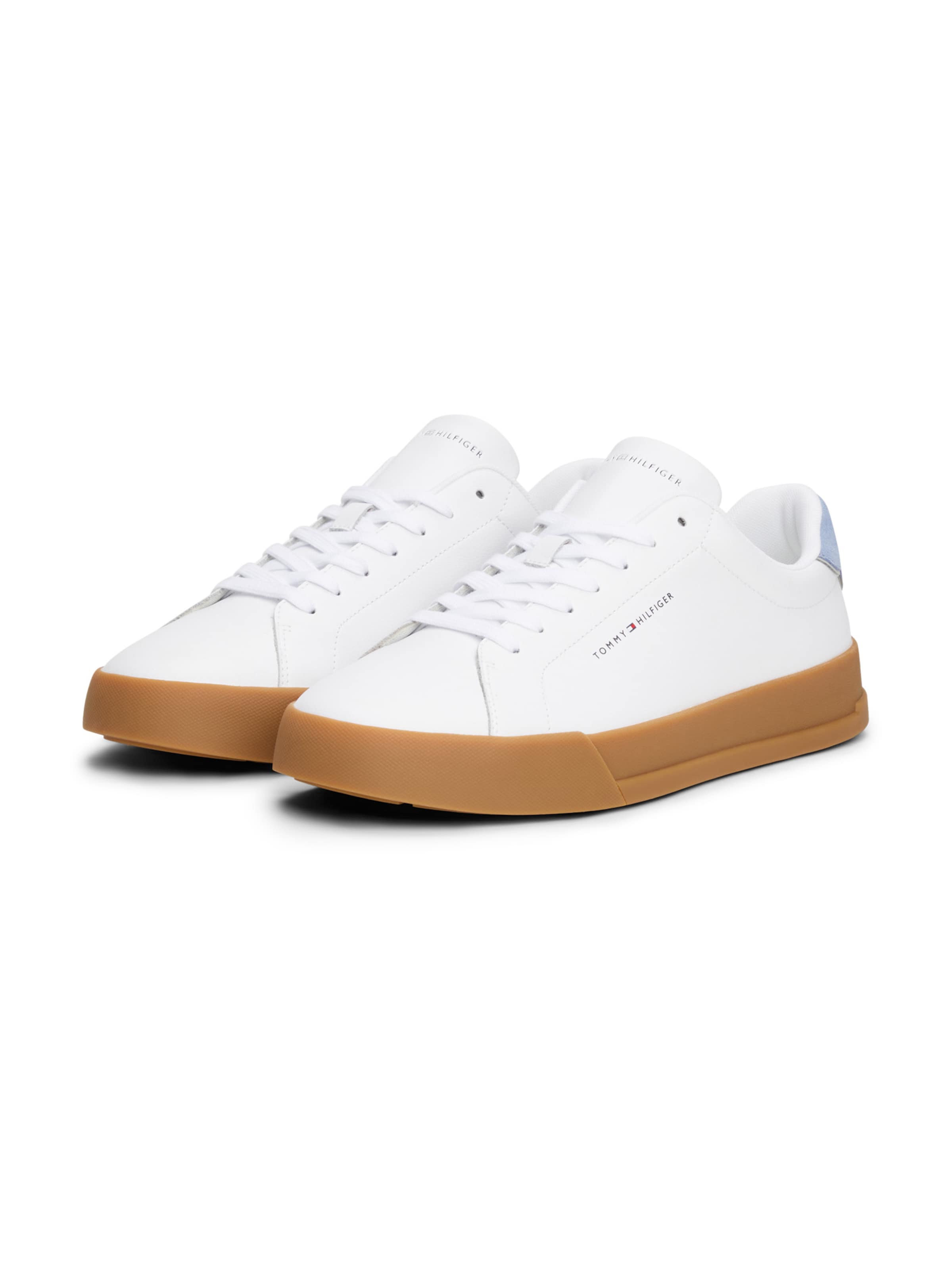 TOMMY HILFIGER Sneakers laag 'Court Ess' in Wit