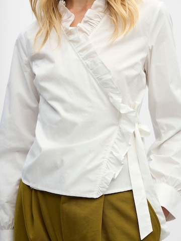 OBJECT - Blusa en blanco