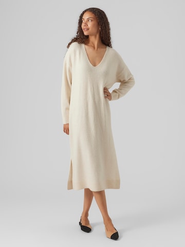 Robes en maille 'PHILINE' VERO MODA en beige