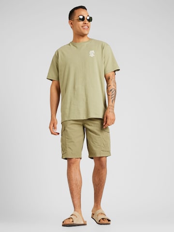 Clean Cut Copenhagen - Camiseta 'Augustus' en verde