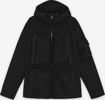 Lyle & Scott Between-season jacket in Black: front