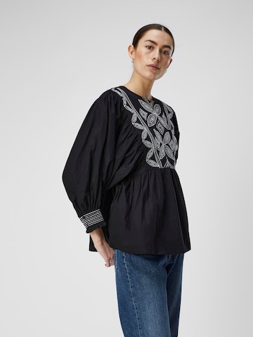 OBJECT - Blusa 'Ali' en negro