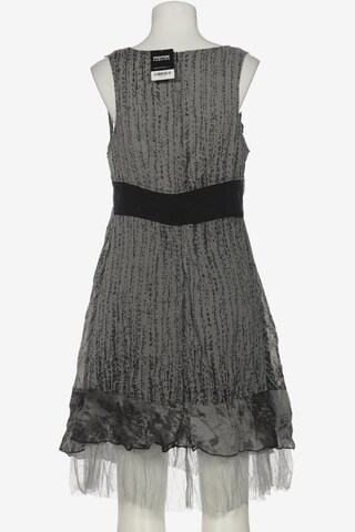 LAUREN VIDAL Dress in L in Grey